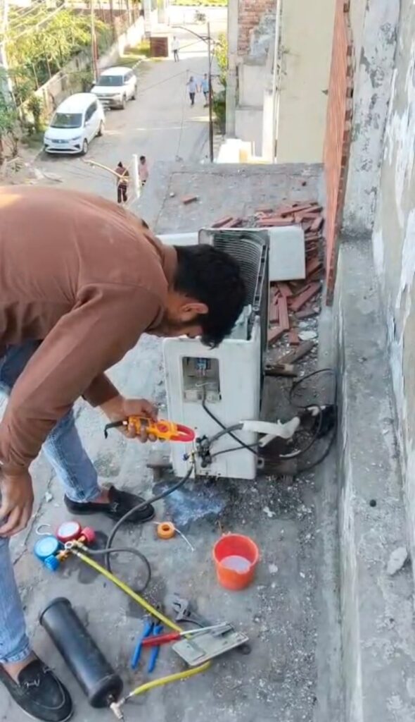 Best & Affordable AC Repair Service Derabassi AC Gas Charging, AC Repair Service, Expert AC Care